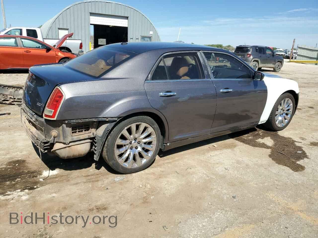 2013 CHRYSLER 300 - VIN: 2C3CCAAGXDH630944 - Фото 3