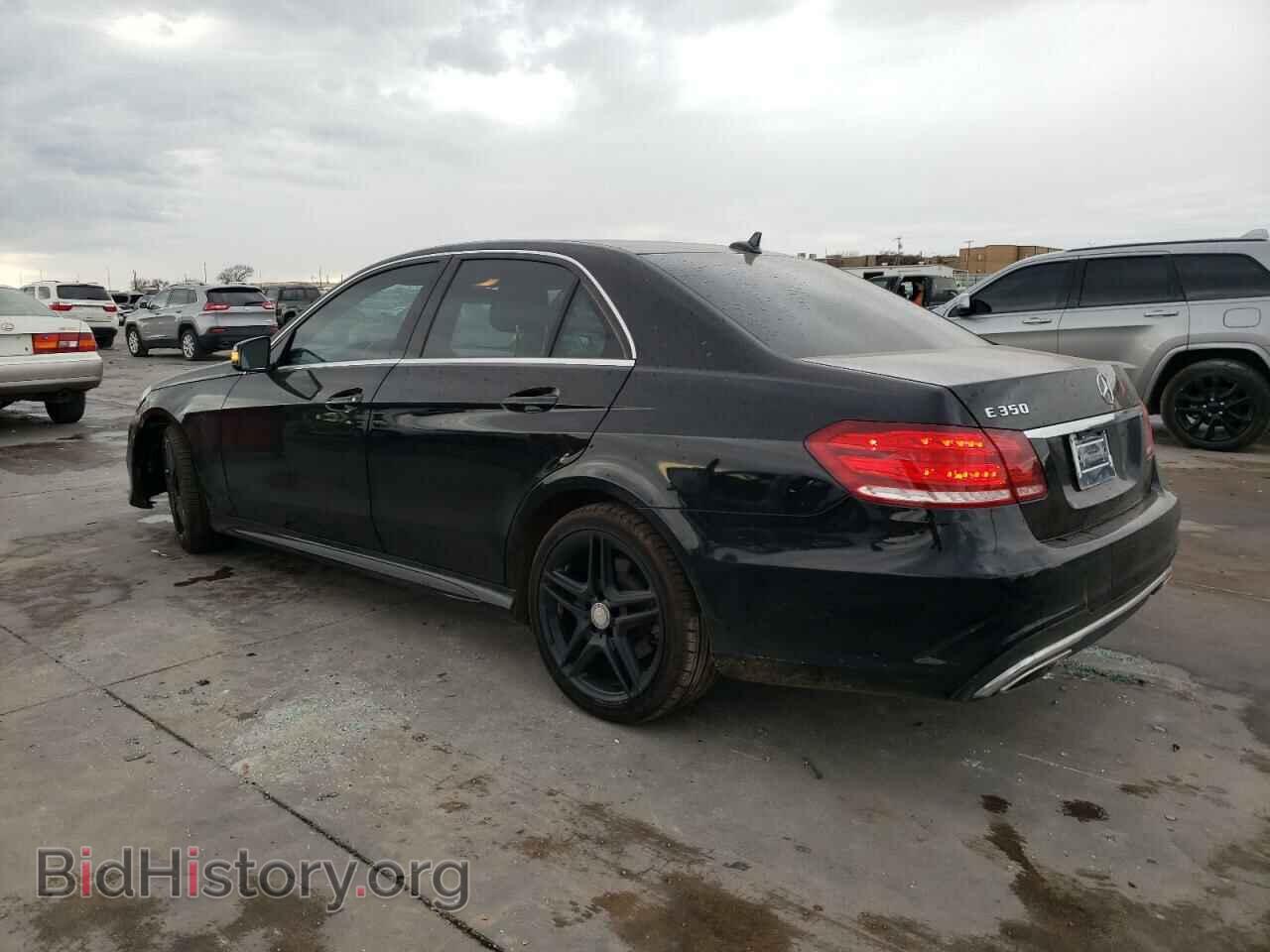 2014 MERCEDES-BENZ E-CLASS - VIN: WDDHF5KB8EA820489 - Фото 2