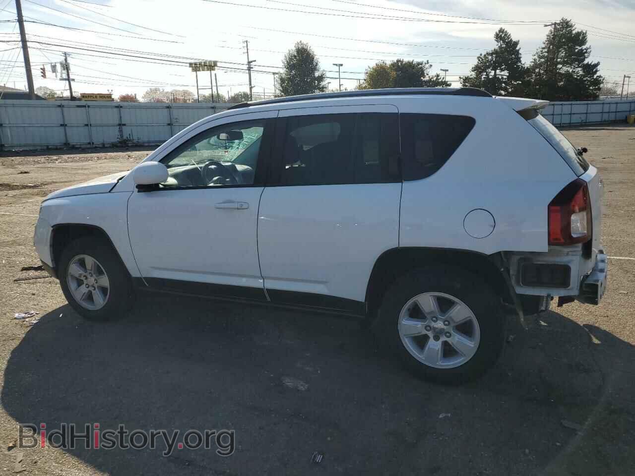 2016 JEEP COMPASS - VIN: 1C4NJCEA4GD765771 - Photo 2