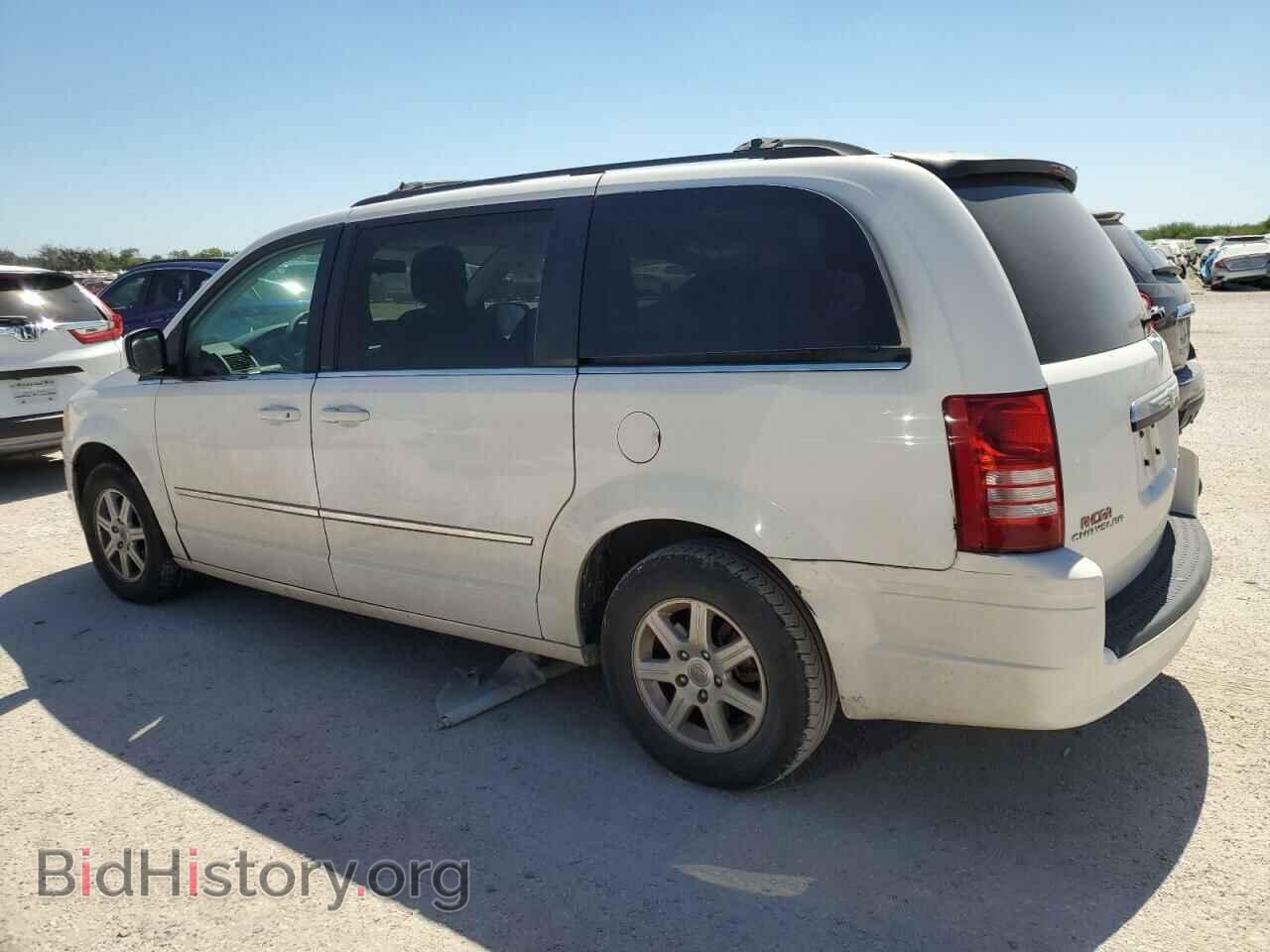 2010 CHRYSLER MINIVAN - VIN: 2A4RR5D18AR492680 - Фото 2