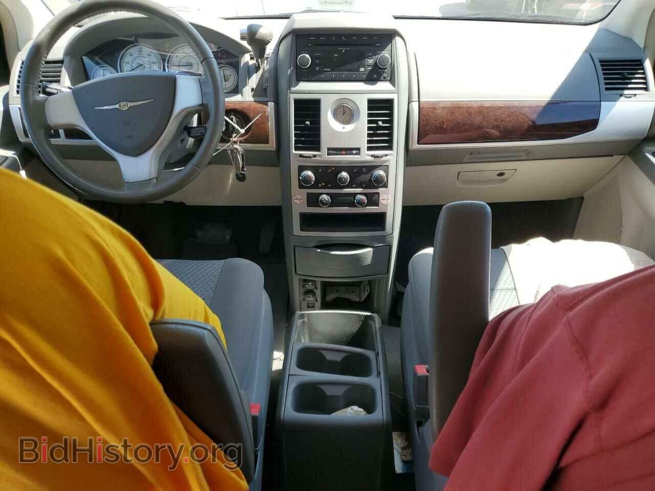 2010 CHRYSLER MINIVAN - VIN: 2A4RR5D18AR492680 - Фото 8