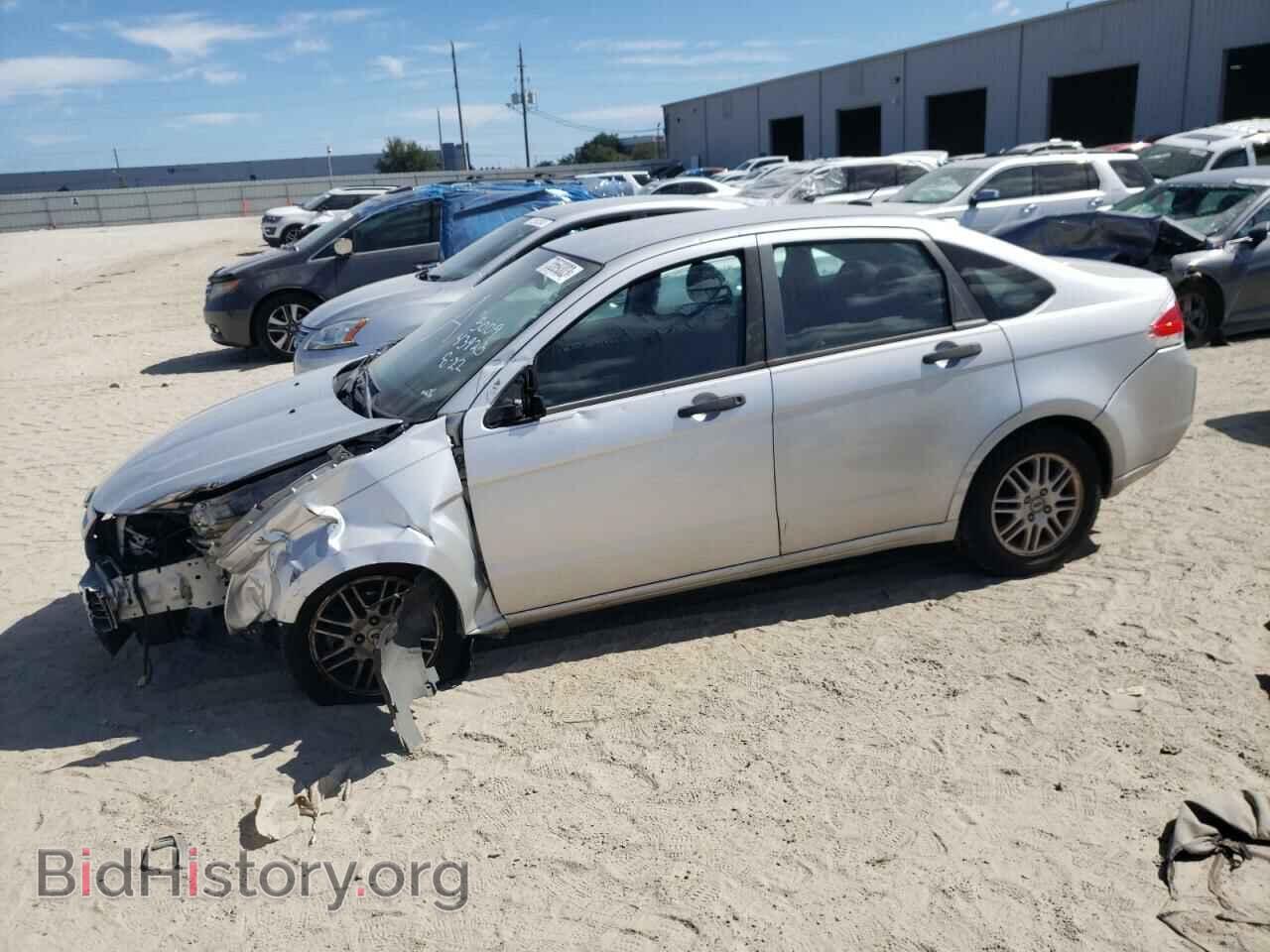 Photo 1FAHP3FN1BW175009 - FORD FOCUS 2011