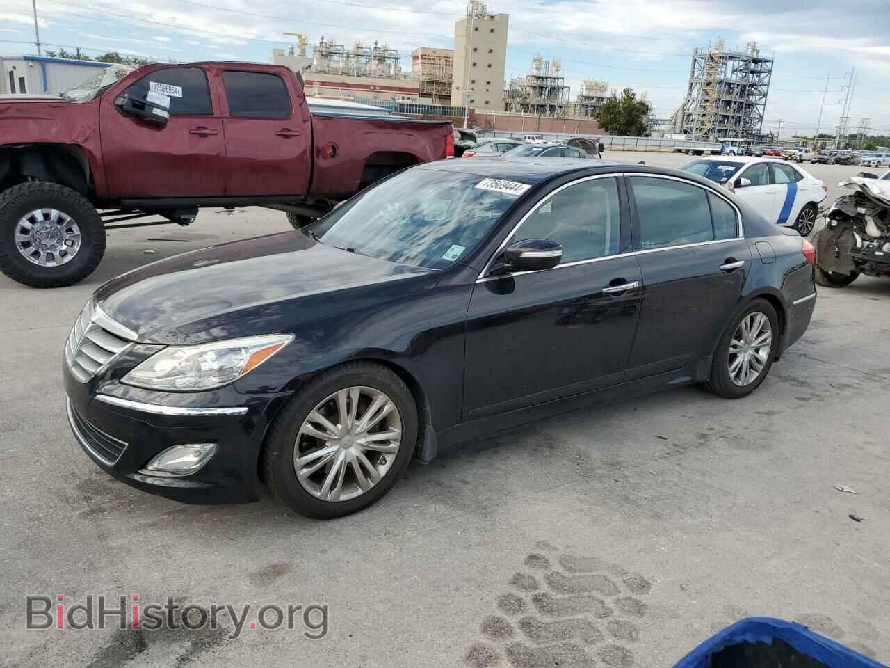 Photo KMHGC4DD8DU257329 - HYUNDAI GENESIS 2013