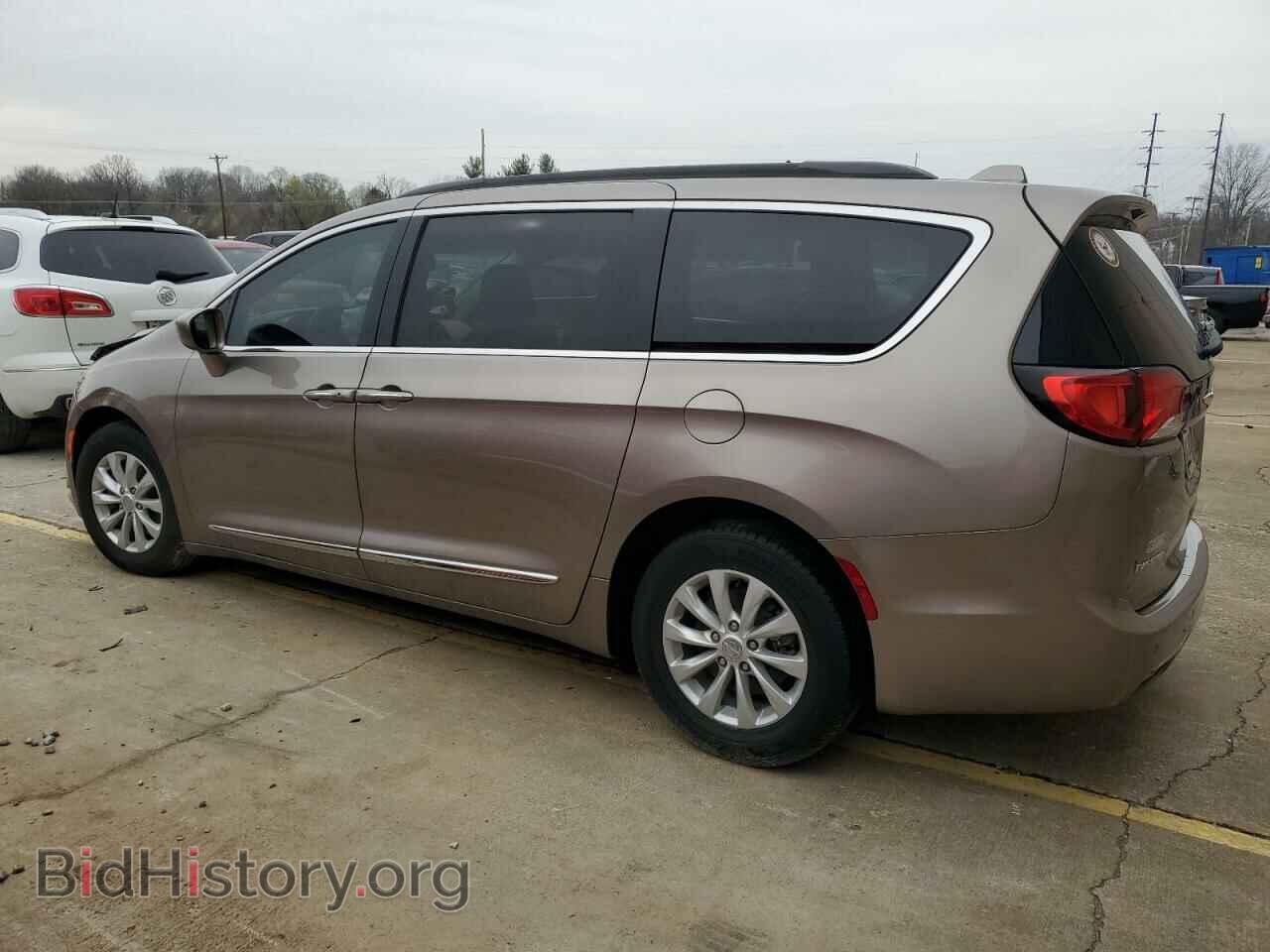 2017 CHRYSLER PACIFICA - VIN: 2C4RC1BG2HR691872 - Photo 2