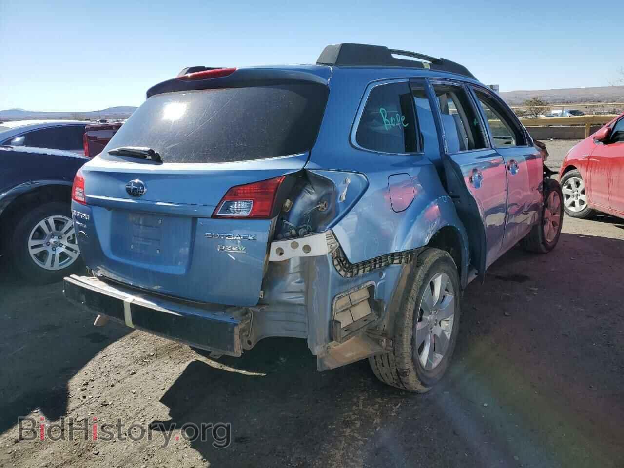2011 SUBARU OUTBACK - VIN: 4S4BRBGCXB3424731 - Фото 3