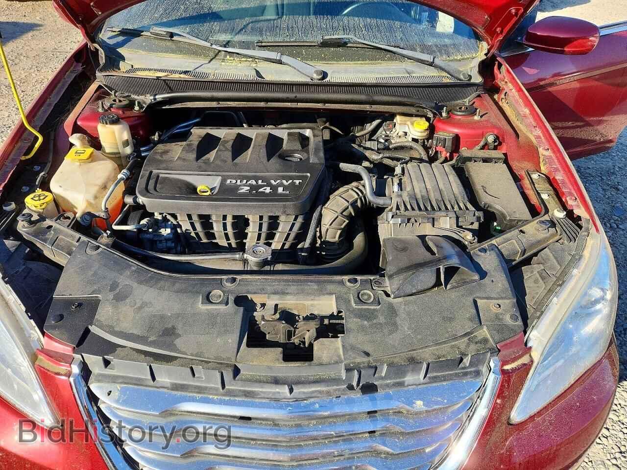 2011 Chrysler 200 (VIN 1C3BC1FB2BN570624) — photo 11 of 12