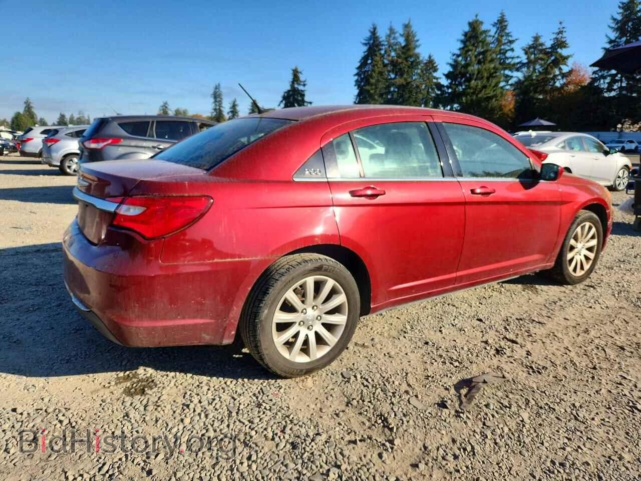 2011 Chrysler 200 (VIN 1C3BC1FB2BN570624) — photo 3 of 12