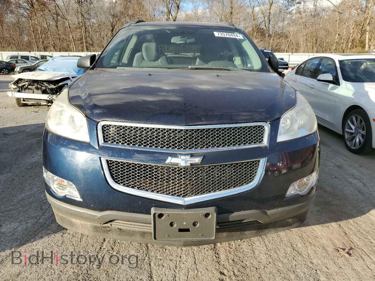 2011 CHEVROLET TRAVERSE - VIN: 1GNKREED3BJ136845 - Фото 5