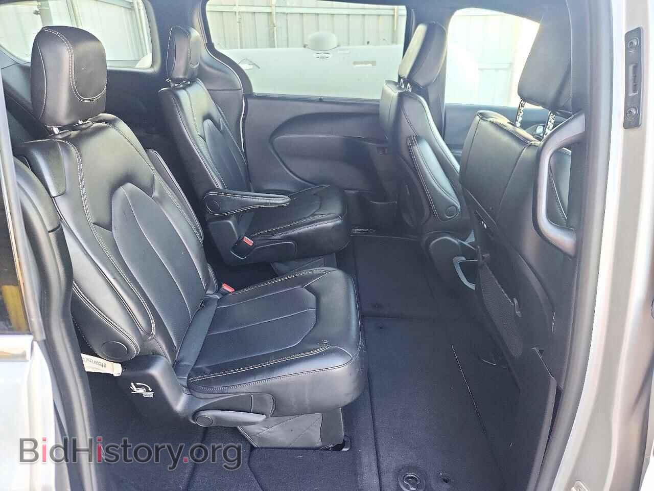 2026 Chrysler PACIFICA (VIN 2C4RC1BG1TR193543) — photo 11 of 14