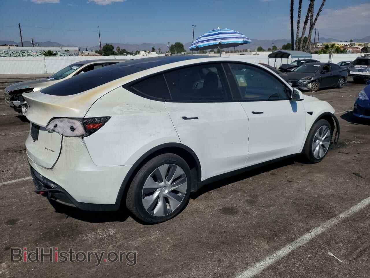 2023 TESLA MODEL Y - VIN: 7SAYGDEE7PF971148 - Photo 3