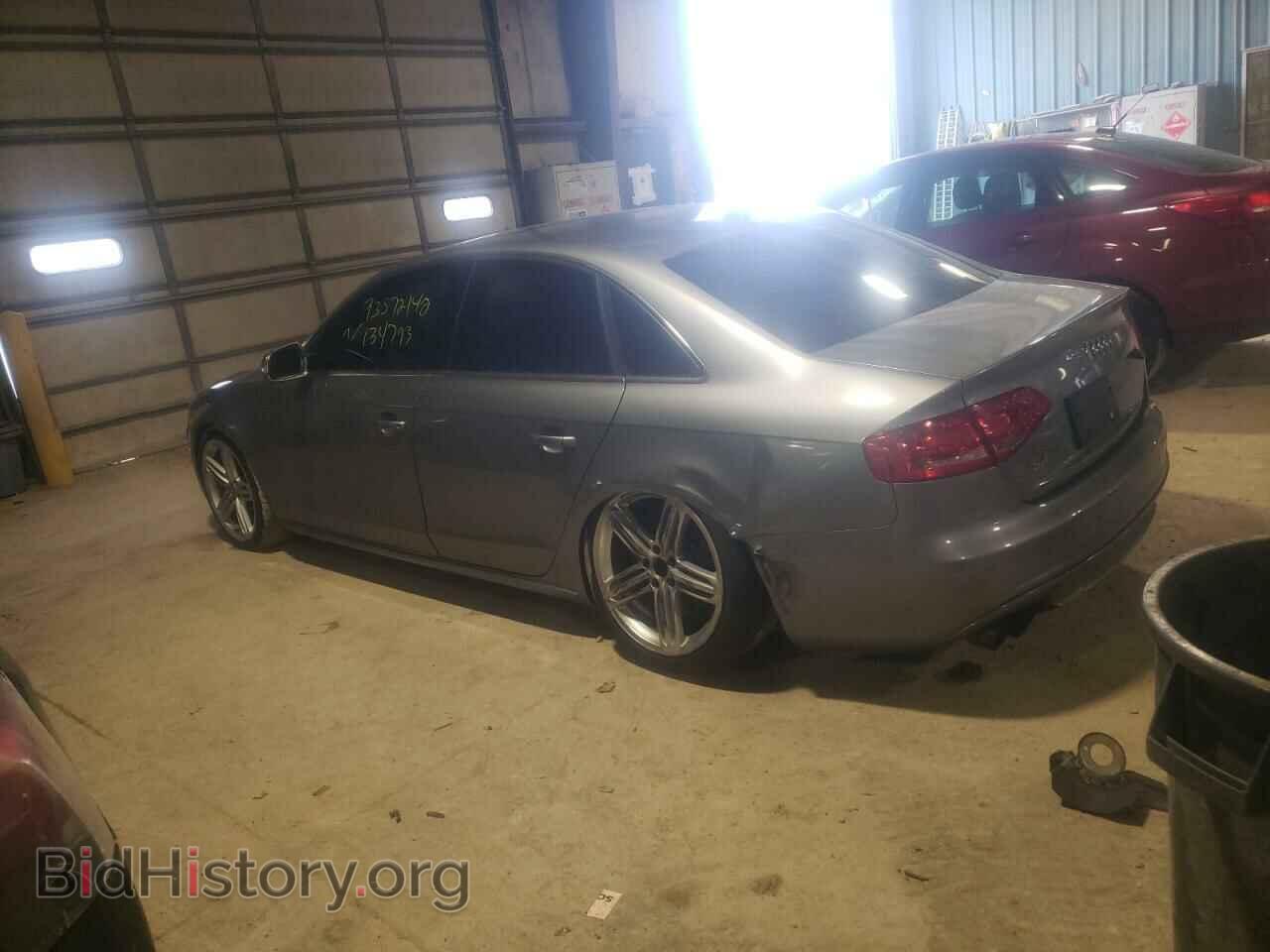 2010 AUDI S4/RS4 - VIN: WAUMGAFL5AA111995 - Фото 2