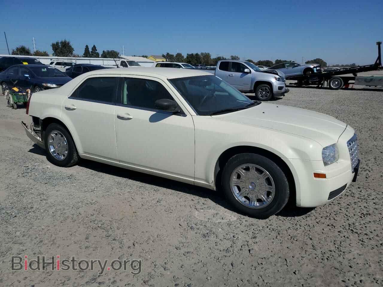 2008 CHRYSLER 300 - VIN: 2C3KA43R58H223170 - Фото 4