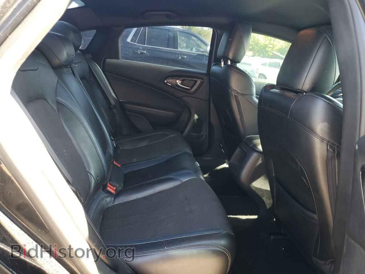 2015 CHRYSLER 200 - VIN: 1C3CCCBBXFN710494 - Photo 10