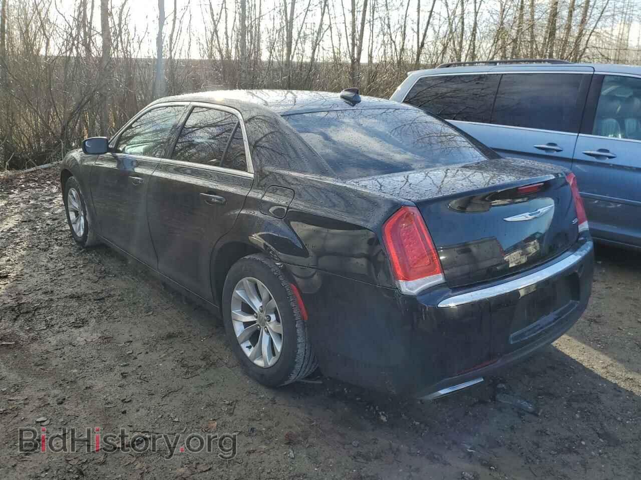 2015 CHRYSLER 300 - VIN: 2C3CCAAG1FH868295 - Фото 2