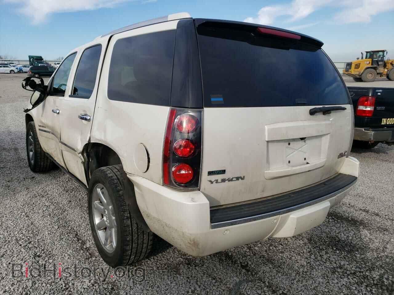 2011 GMC YUKON - VIN: 1GKS2EEF9BR192048 - Фото 2