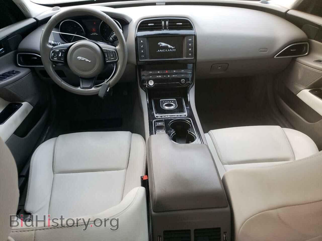 2017 JAGUAR XE - VIN: SAJAR4BG7HA951881 - Фото 8
