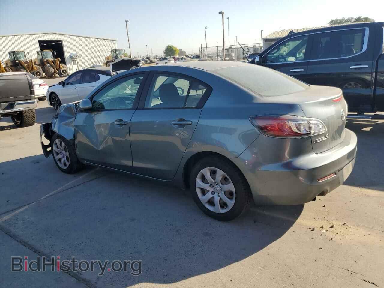 2013 MAZDA 3 - VIN: JM1BL1UP0D1748566 - Фото 2