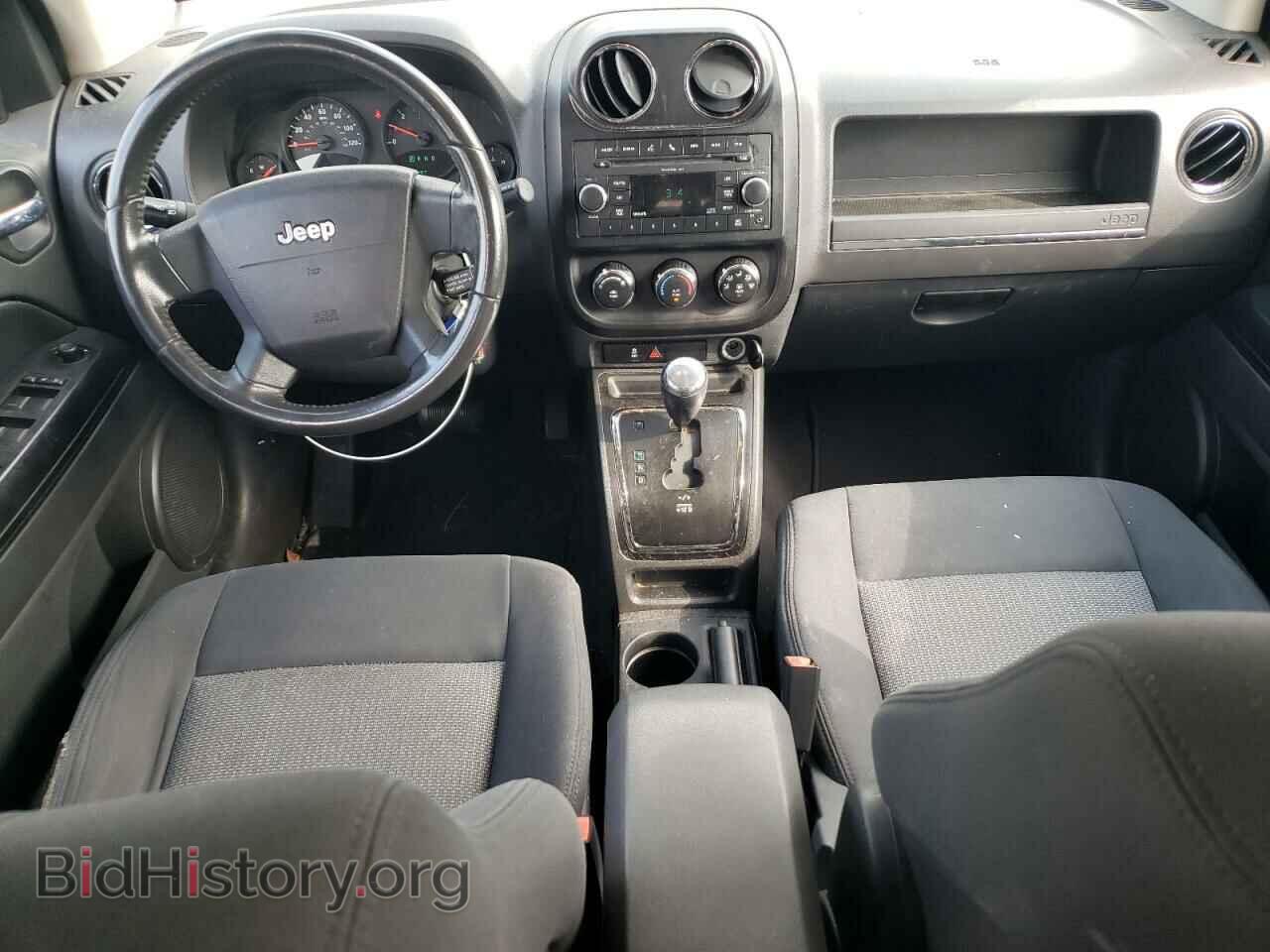 2010 JEEP COMPASS - VIN: 1J4NT4FBXAD521664 - Фото 8