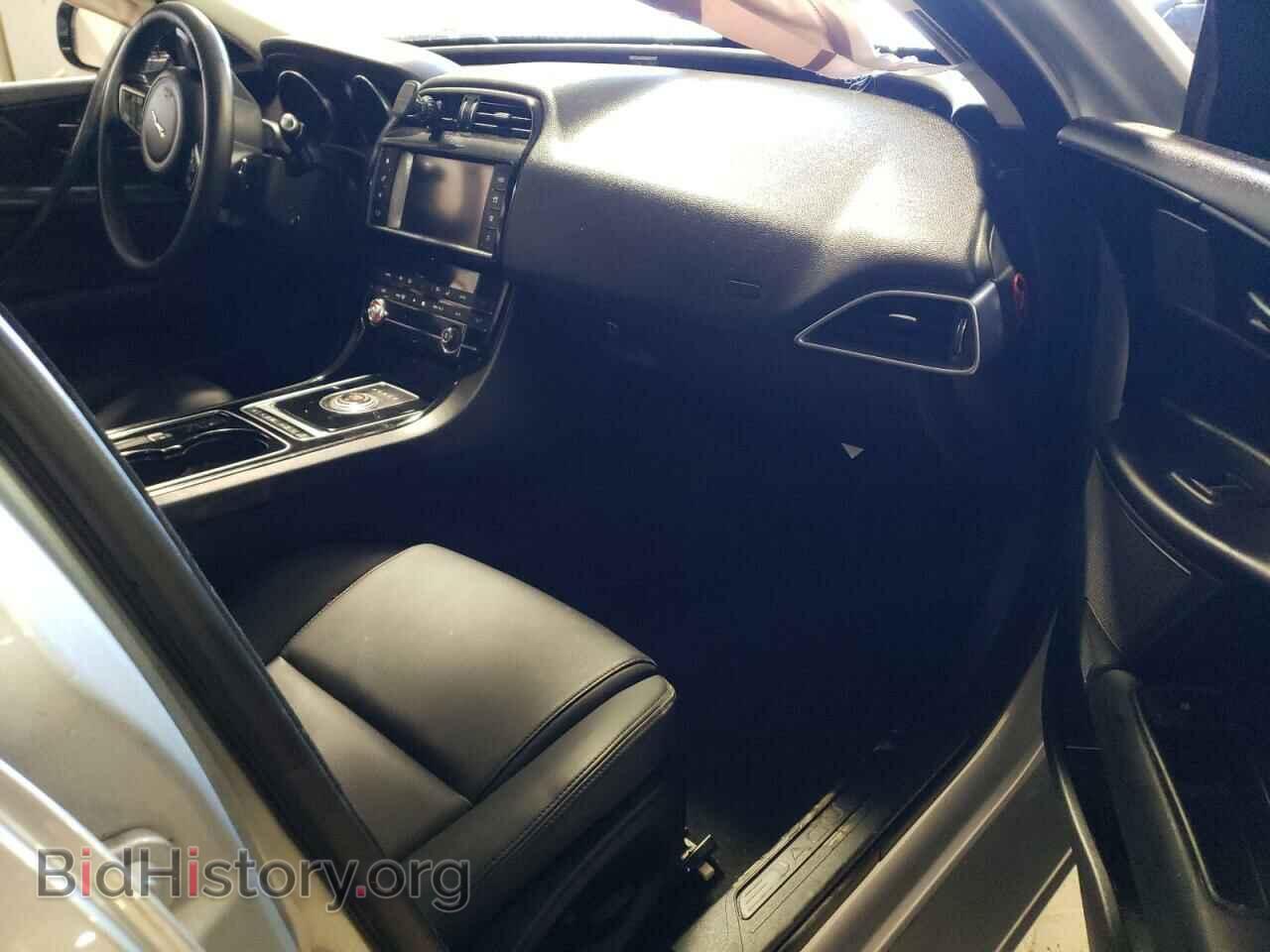 2017 JAGUAR XE - VIN: SAJAR4BG7HA960242 - Фото 8