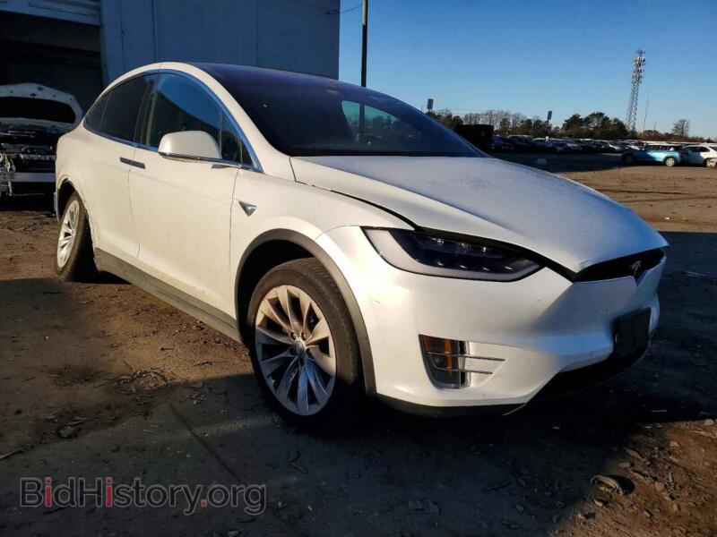 2017 Tesla MODEL X (VIN 5YJXCAE23HF067825) — фото 4 из 14