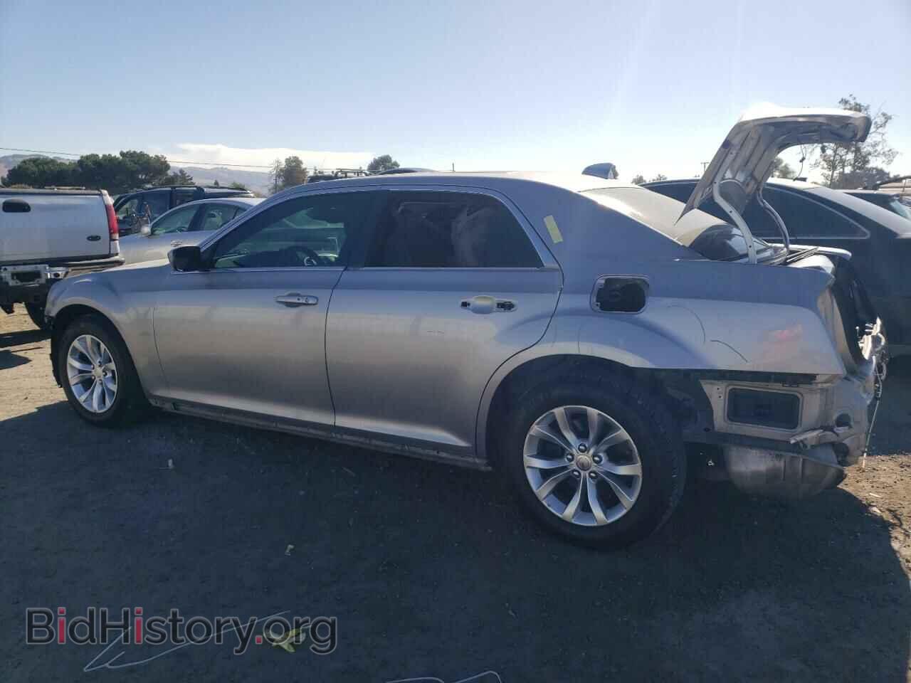 2015 CHRYSLER 300 - VIN: 2C3CCAAG5FH845537 - Фото 2