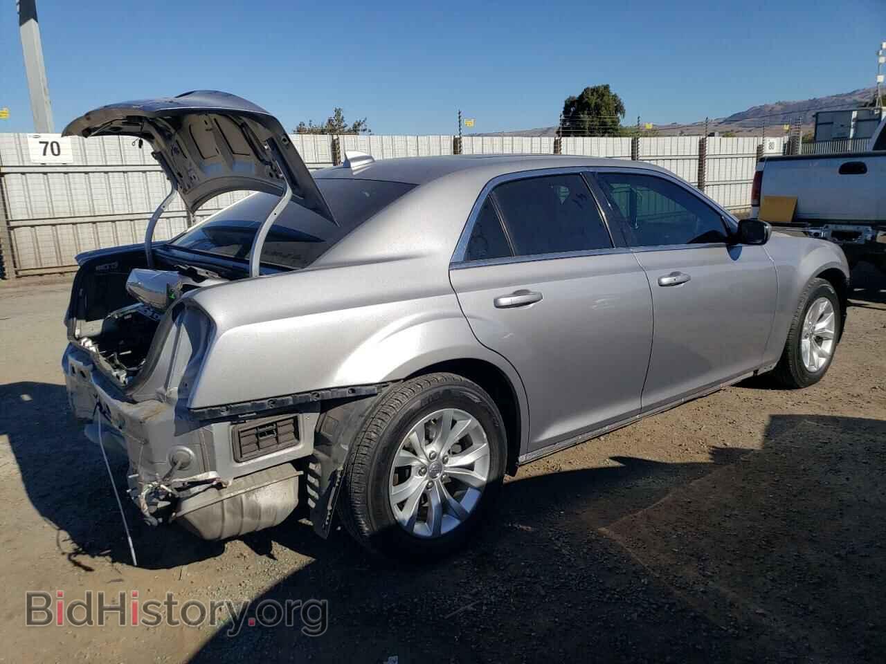2015 CHRYSLER 300 - VIN: 2C3CCAAG5FH845537 - Фото 3