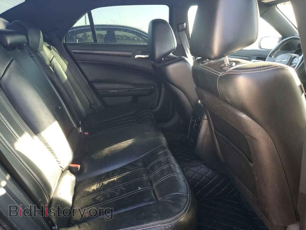2016 CHRYSLER 300 - VIN: 2C3CCABG0GH282476 - Фото 10