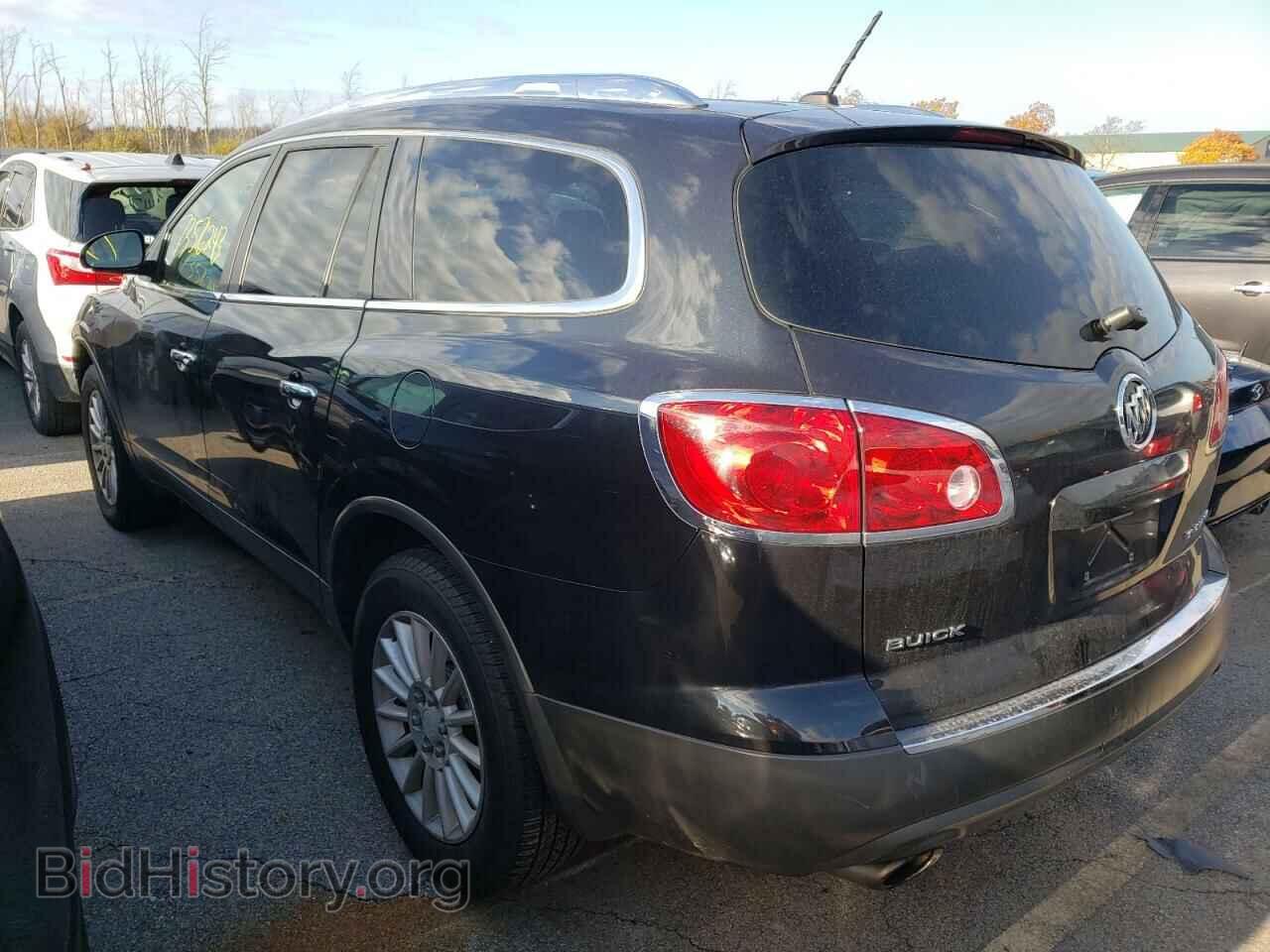 2011 BUICK ENCLAVE - VIN: 5GAKVAED2BJ252813 - Фото 2