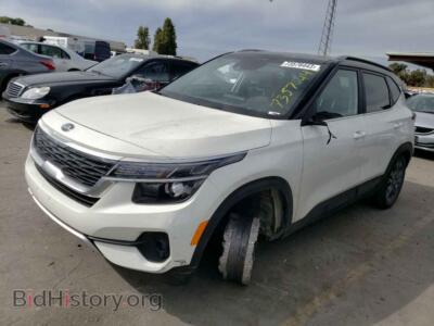 2021 Kia SELTOS Seltos S, white — VIN KNDEU2AA8M7126357, Copart