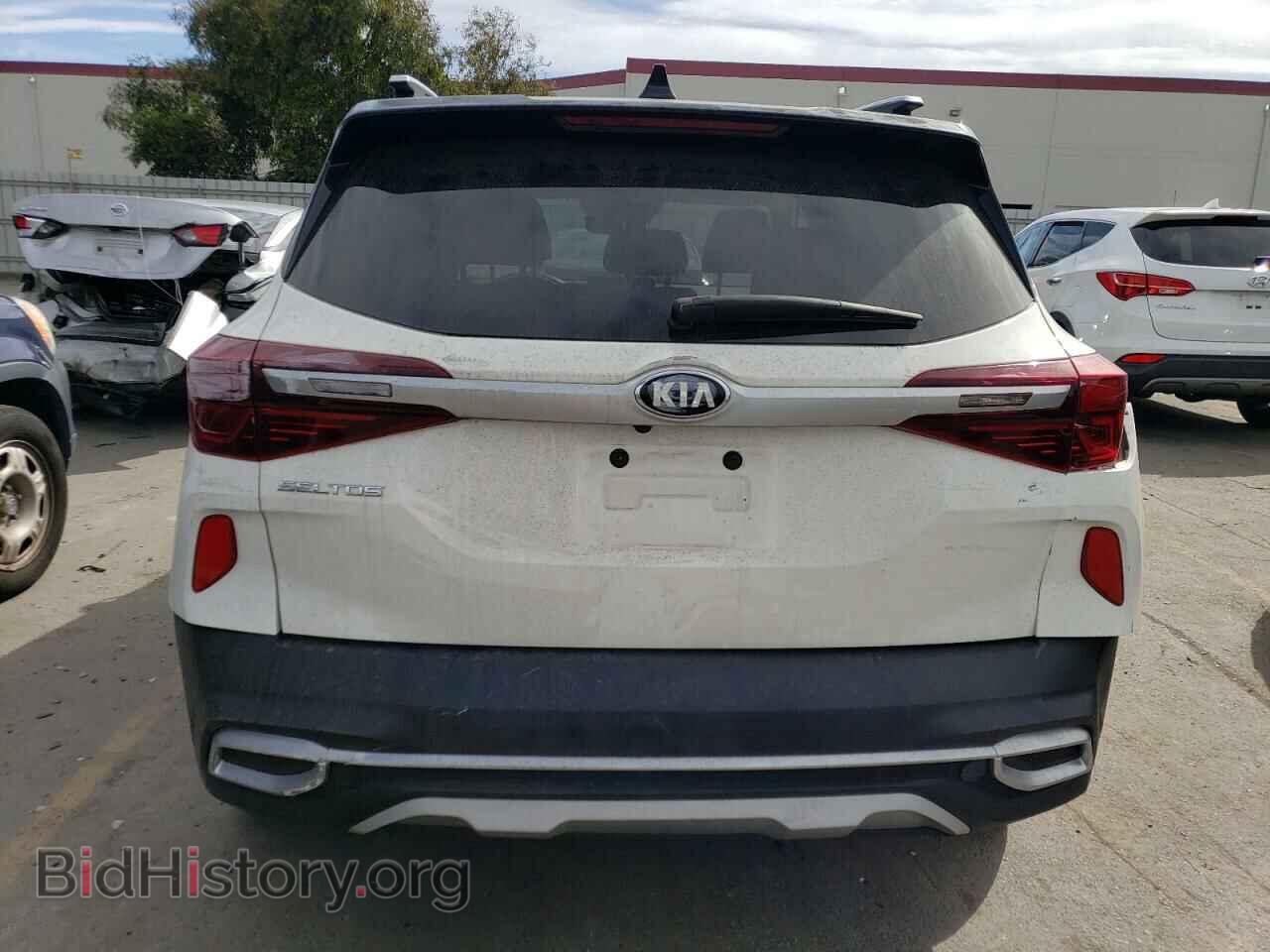 2021 KIA SELTOS - VIN: KNDEU2AA8M7126357 - Фото 6