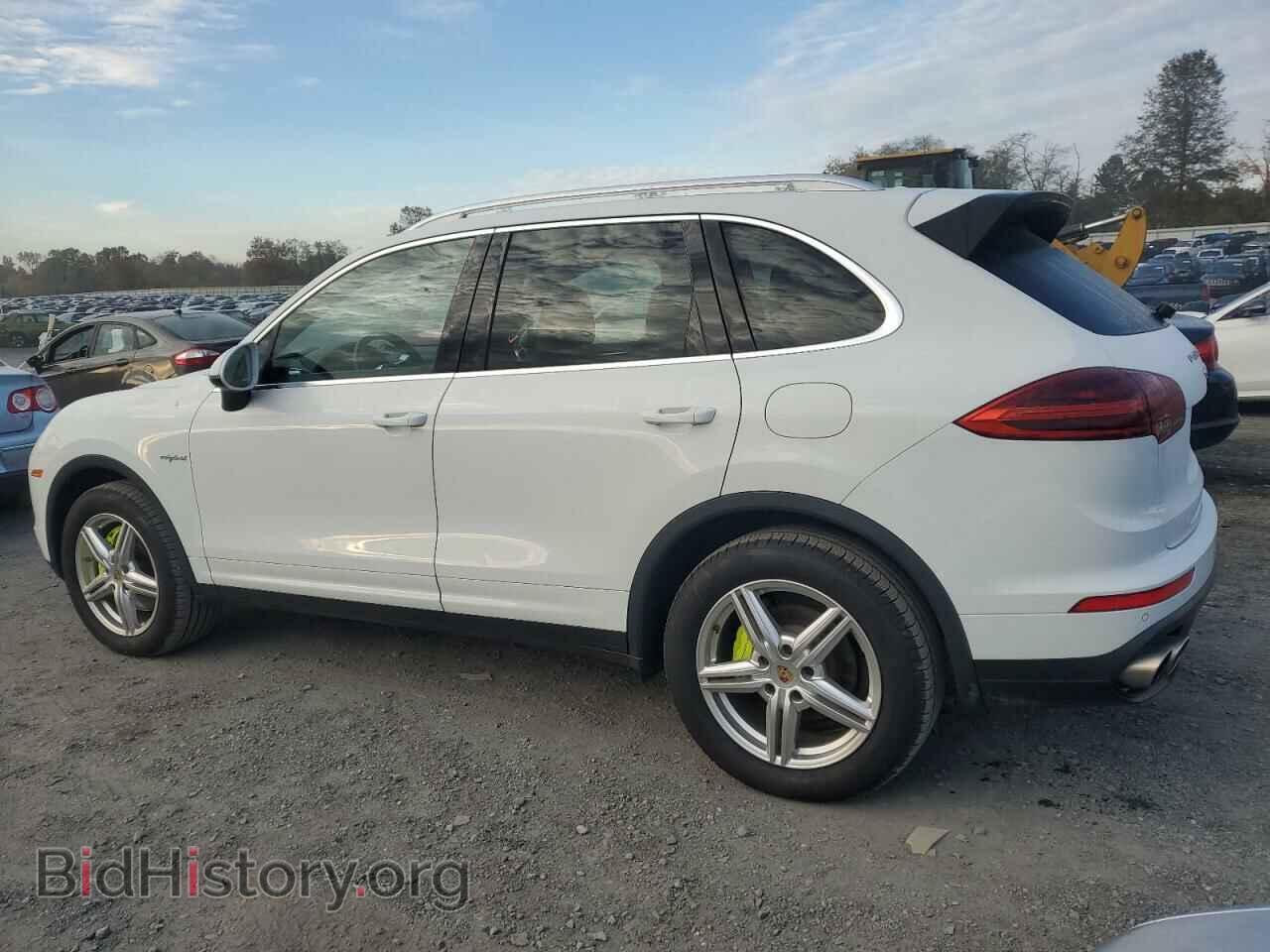 2016 PORSCHE CAYENNE - VIN: WP1AE2A21GLA64184 - Фото 2