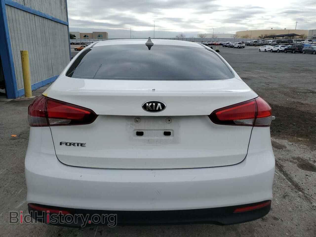 2017 KIA FORTE - VIN: 3KPFK4A7XHE091983 - Фото 6