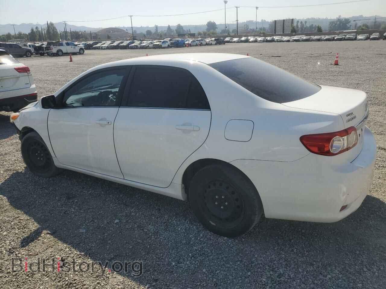 2013 TOYOTA COROLLA - VIN: 5YFBU4EE7DP181330 - Фото 2