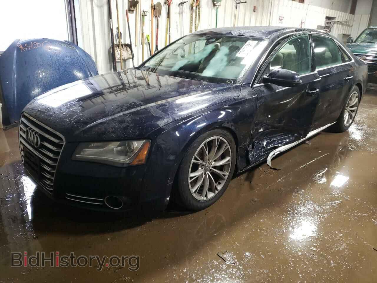 Photo WAURVAFDXBN009140 - AUDI A8 2011