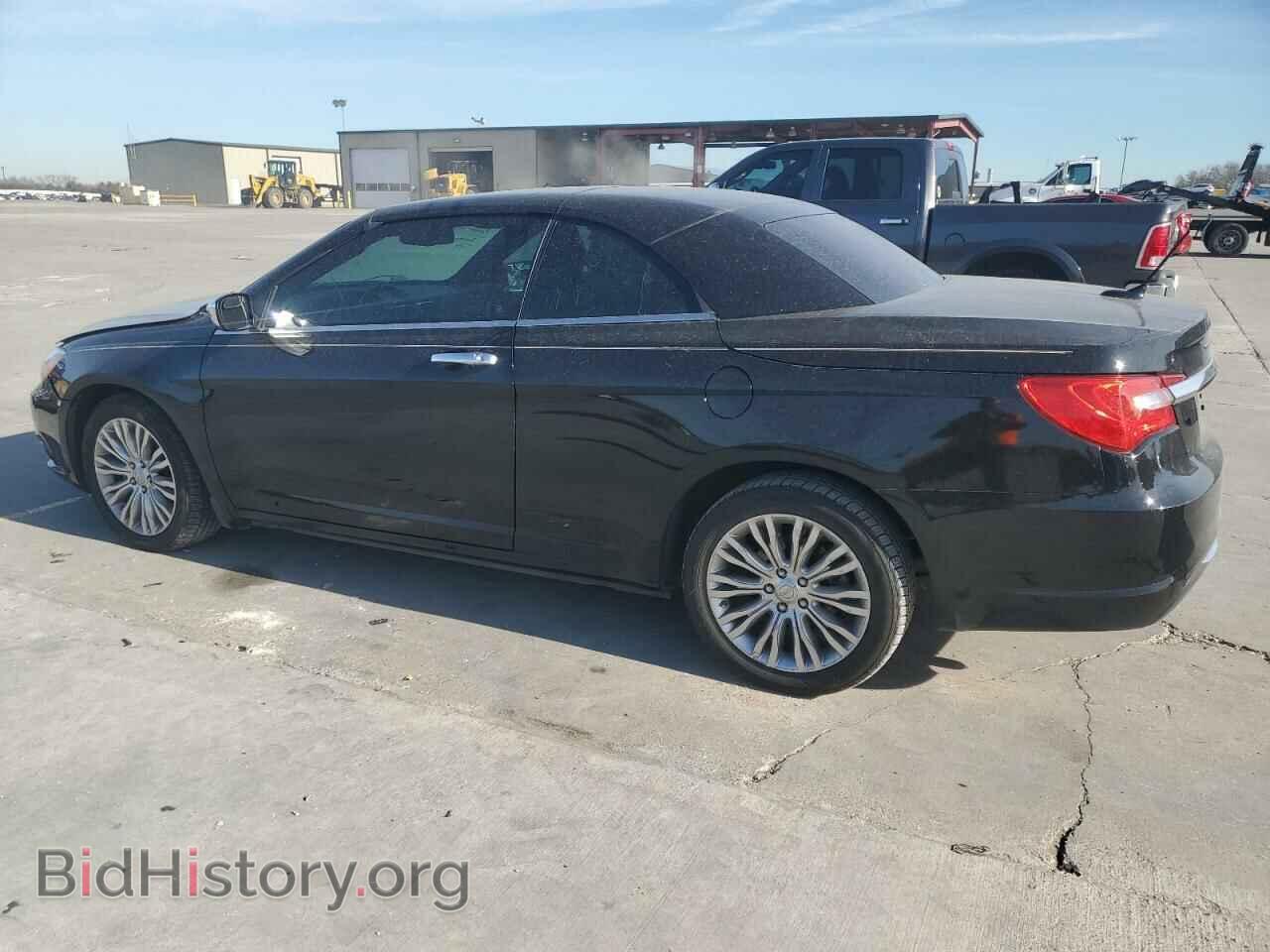 2013 CHRYSLER 200 - VIN: 1C3BCBFG3DN579532 - Фото 2