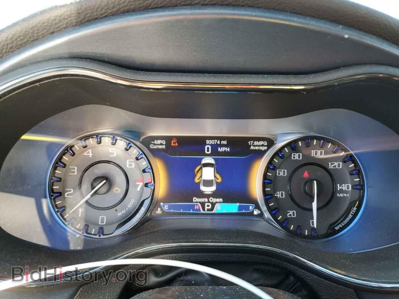 2015 CHRYSLER 200 - VIN: 1C3CCCDGXFN620450 - Фото 9
