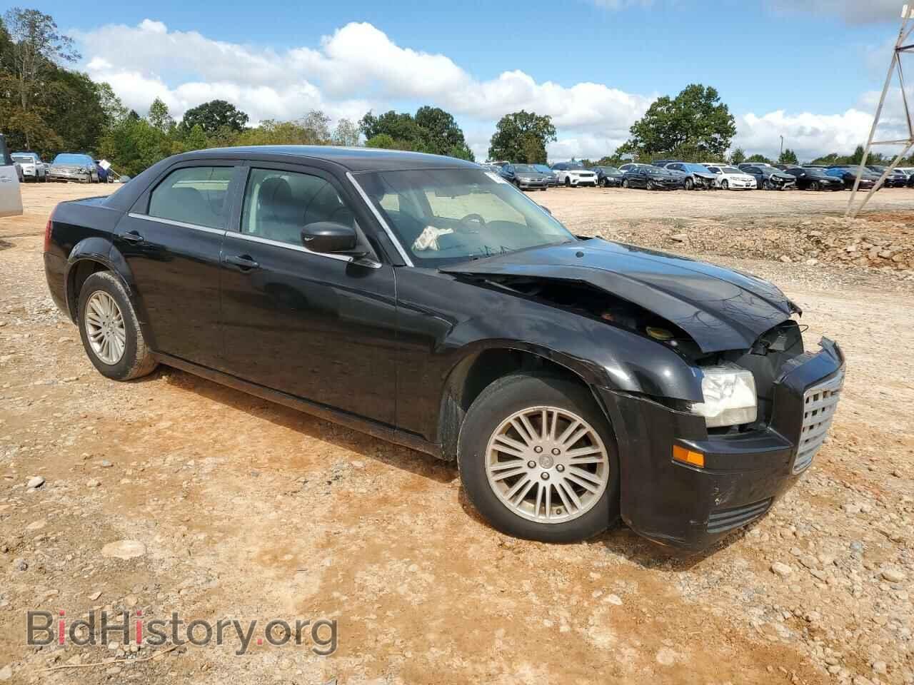 2009 CHRYSLER 300 - VIN: 2C3KA43D39H528320 - Фото 4