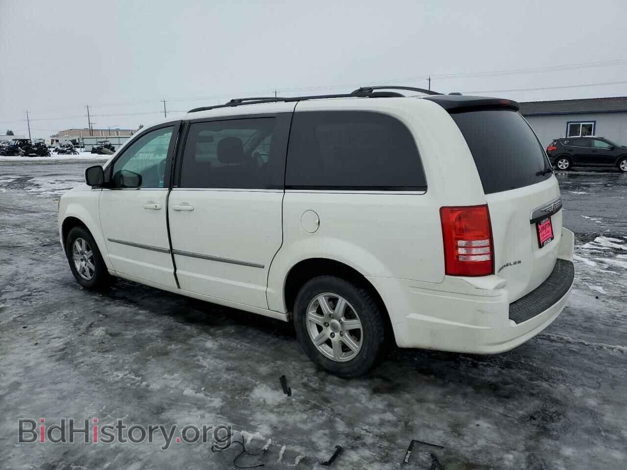 2010 CHRYSLER MINIVAN - VIN: 2A4RR5D19AR374119 - Фото 2