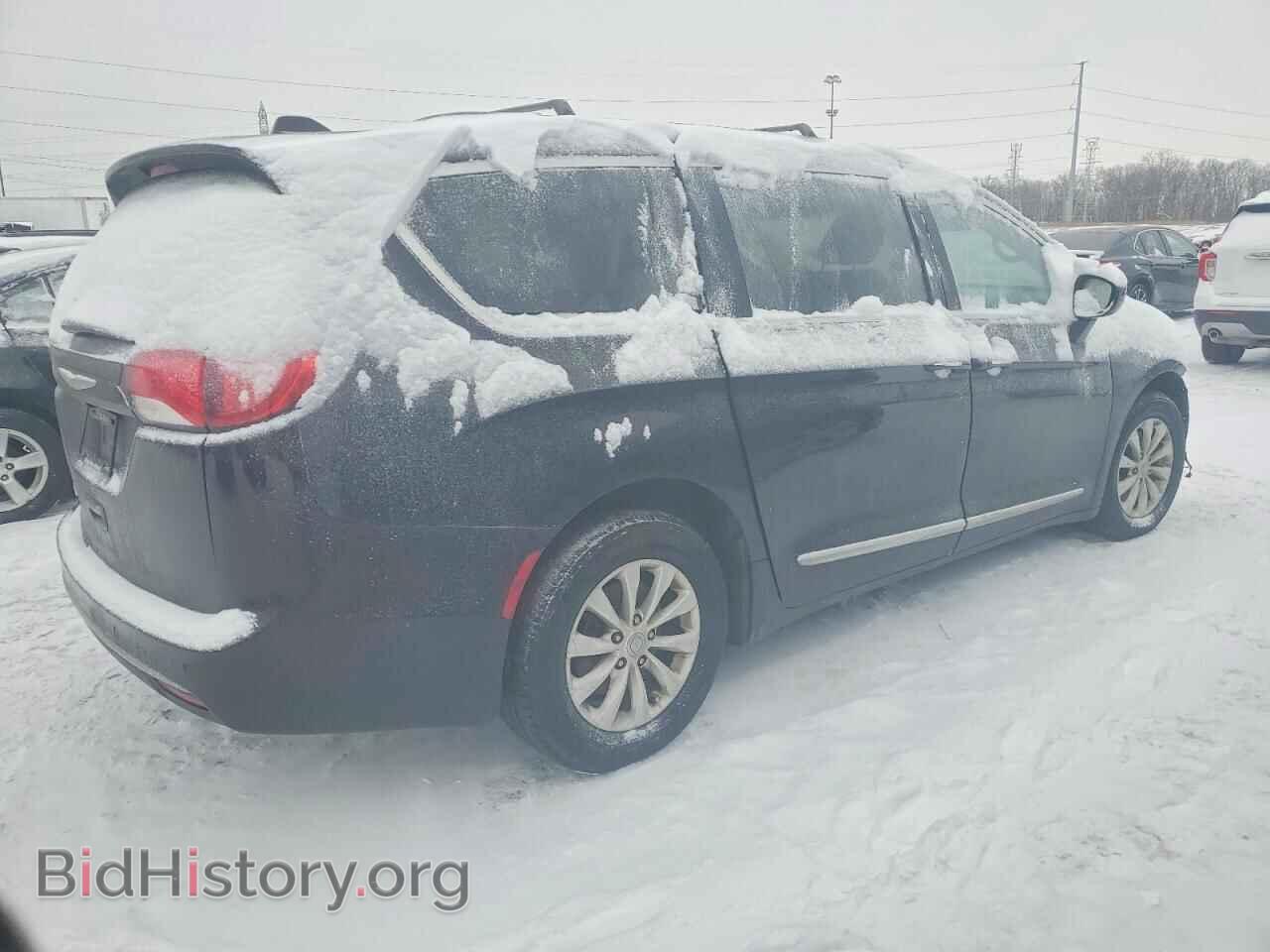 2017 CHRYSLER PACIFICA - VIN: 2C4RC1BG6HR569130 - Фото 3