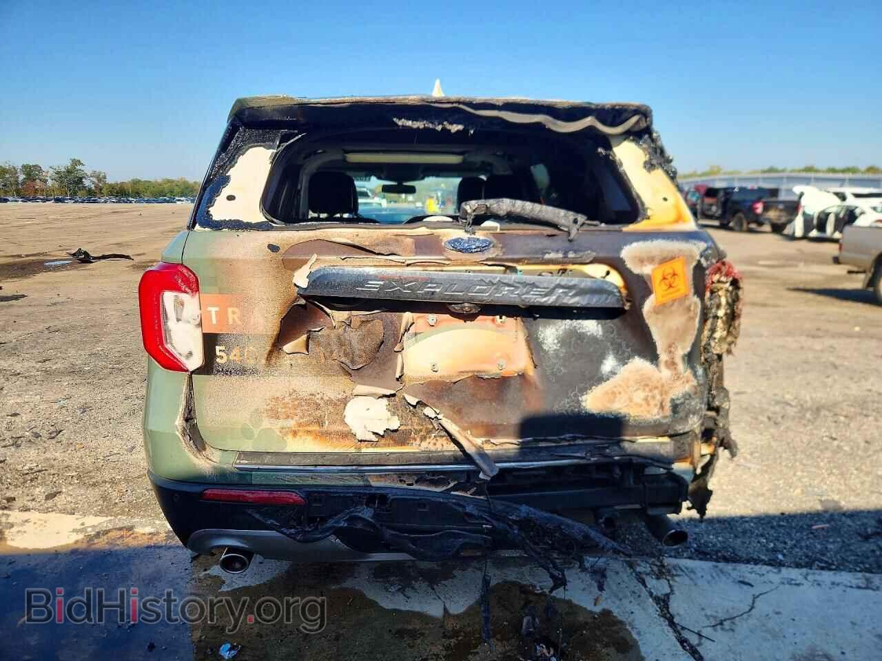 2021 Ford EXPLORER (VIN 1FMSK8FH7MGC48009) — photo 6 of 15