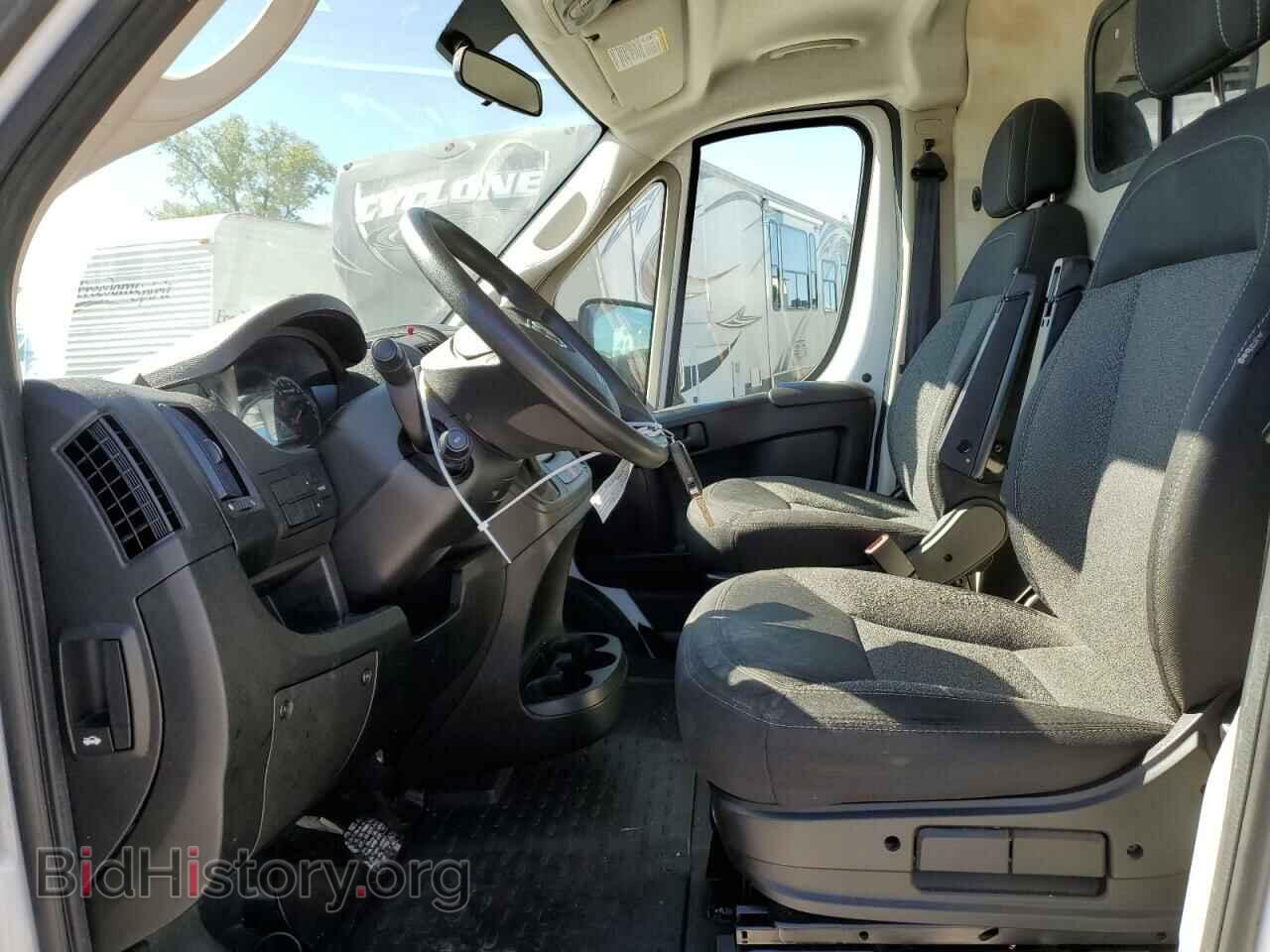 2018 RAM All Models - VIN: 3C6URVJG2JE150935 - Фото 7