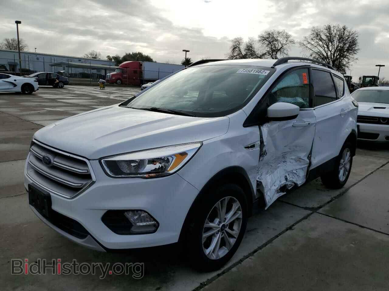 Фотография 1FMCU9GD1JUB62143 - FORD ESCAPE 2018