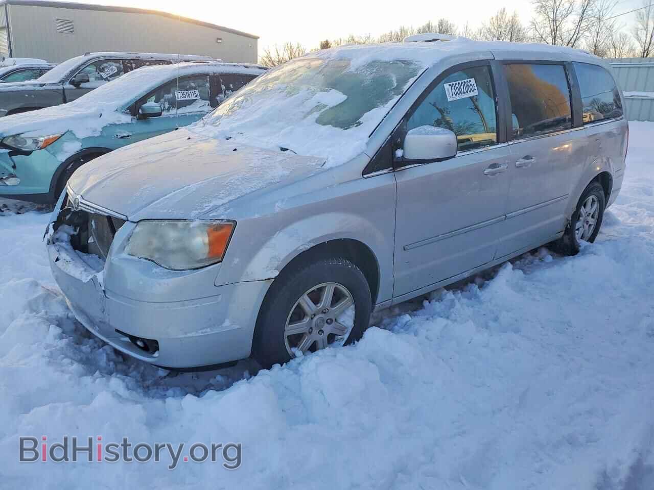 Photo 2A4RR5D16AR337187 - CHRYSLER MINIVAN 2010