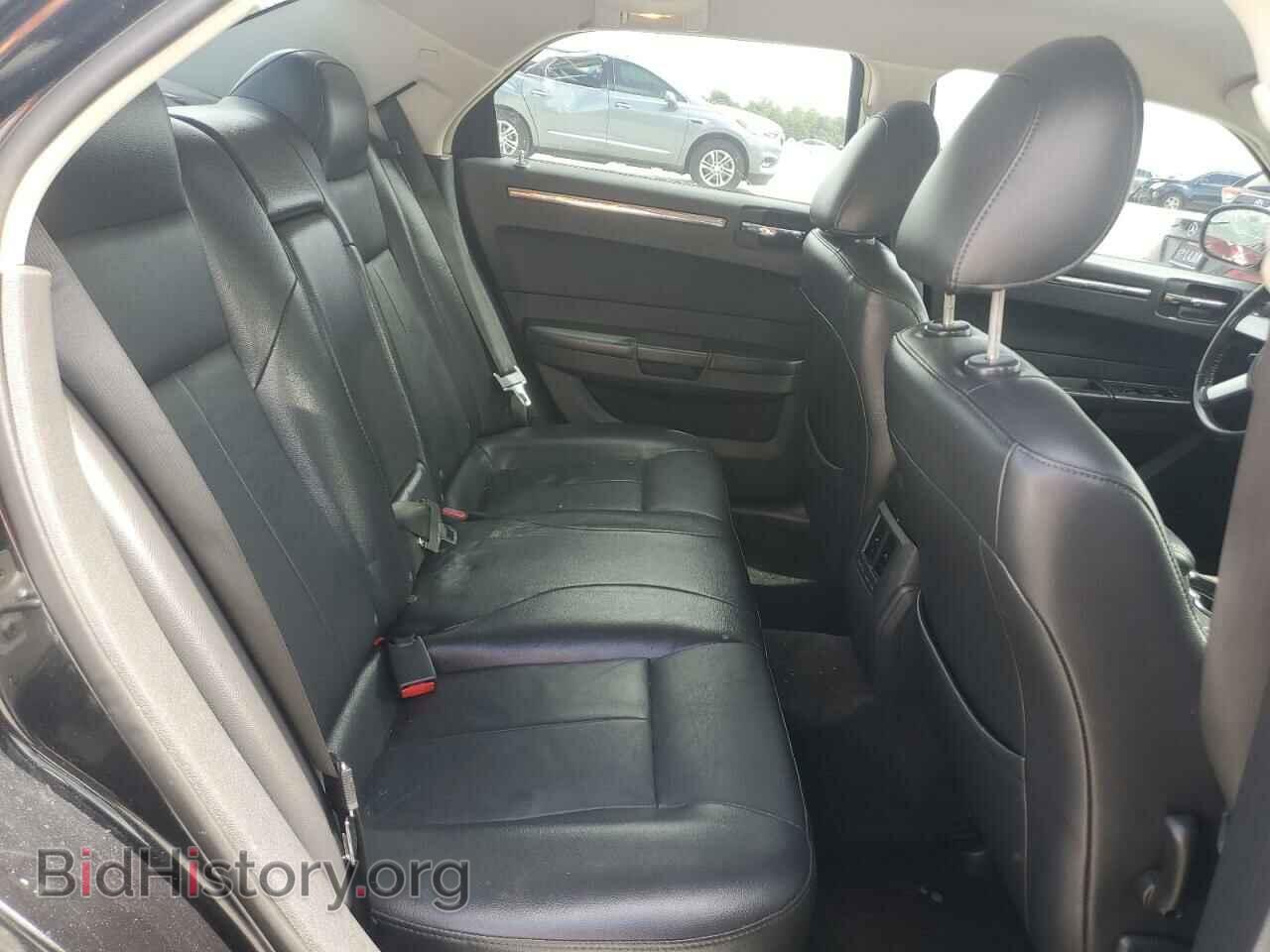 2010 CHRYSLER 300 - VIN: 2C3CA5CV1AH221056 - Фото 10