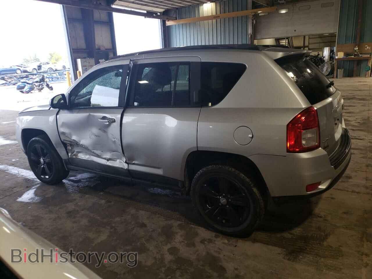 2011 JEEP COMPASS - VIN: 1J4NF1FB7BD263983 - Photo 2