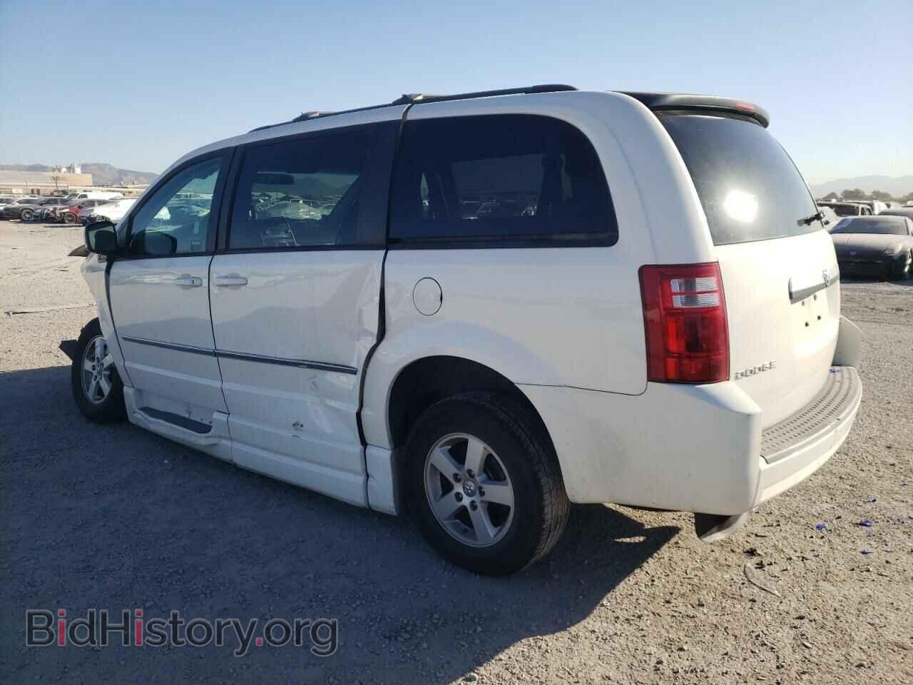 2010 DODGE CARAVAN - VIN: 2D4RN5D14AR444632 - Photo 2