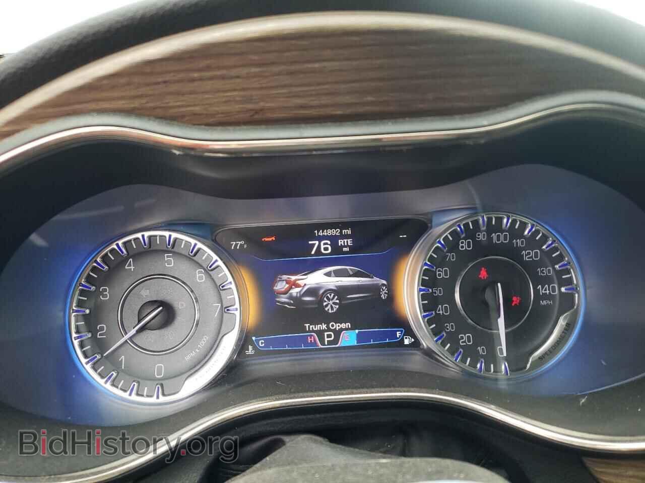 2015 CHRYSLER 200 - VIN: 1C3CCCEG3FN664904 - Фото 9