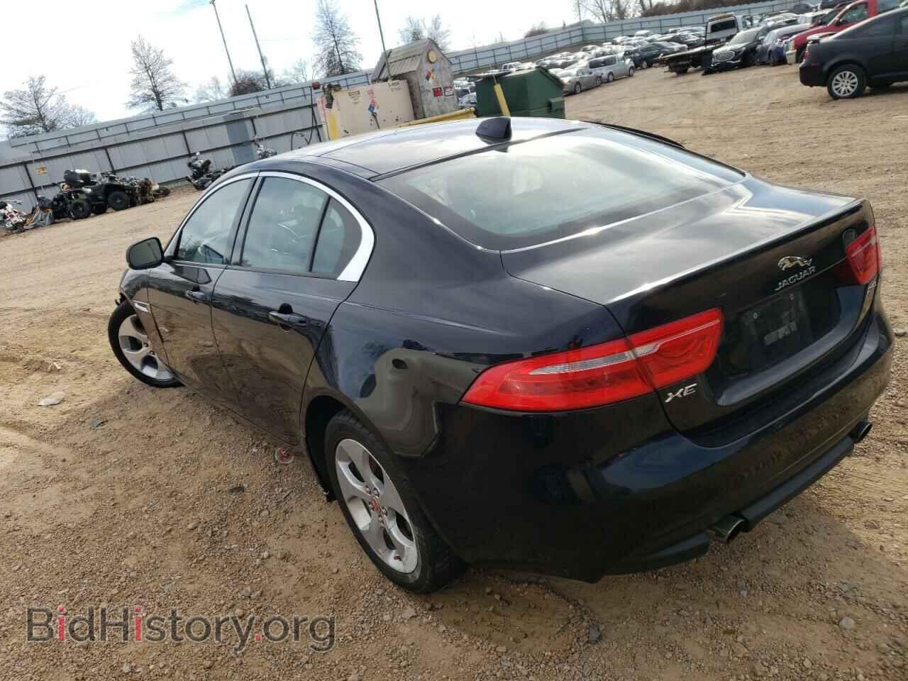 2017 JAGUAR XE - VIN: SAJAR4BG1HA978185 - Фото 2