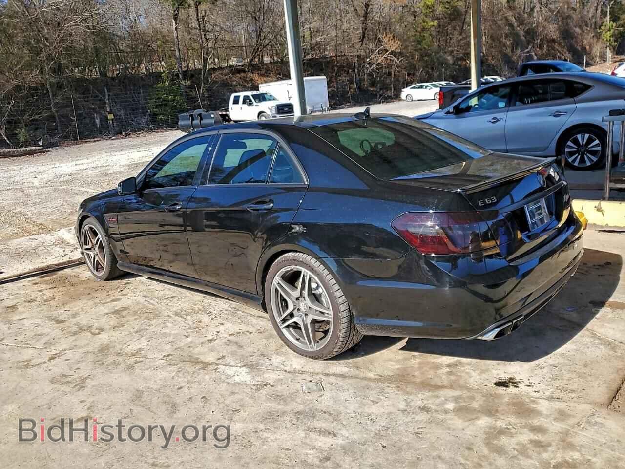 2011 MERCEDES-BENZ E-CLASS - VIN: WDDHF7HB5BA285426 - Фото 2