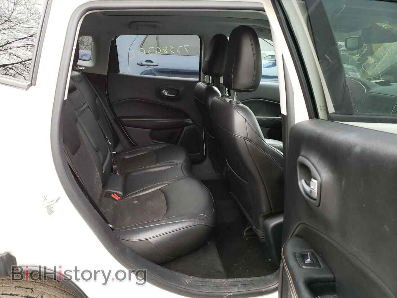 2019 JEEP COMPASS - VIN: 3C4NJDBB3KT670608 - Photo 11